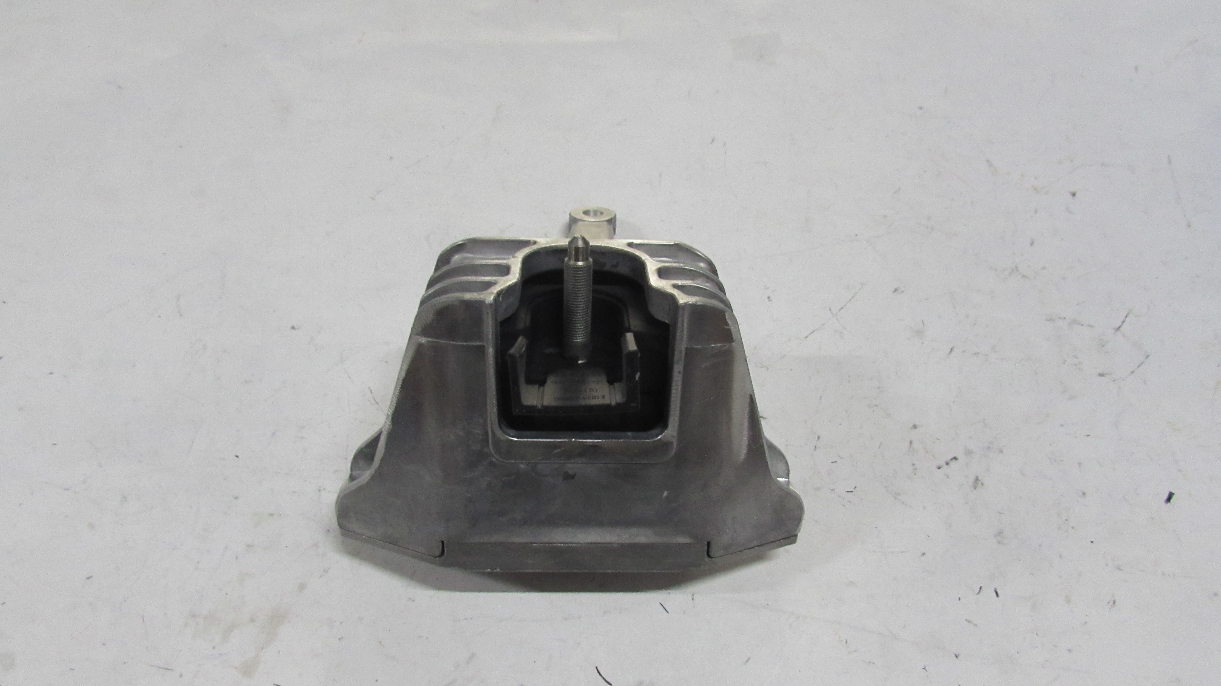 MOTOR TAKOZU